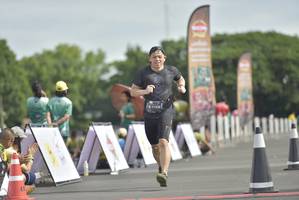 BIB: 1105, 
                            <button type="button" onclick="openModal(4945761)" class="btn btn-primary btn-sm float-right btn-popup" data-toggle="modal" data-target=".modal-high-quality">
                        <i class="fas fa-shopping-cart"></i> Add to Cart
                    </button>
                                            <button type="button" onclick="isThisMe(4945761, true)" class="btn btn-success btn-sm float-right btn-popup btn-isme hidden" data-toggle="tooltip" data-placement="bottom" title="นี่คือรูปของคุณใช่ไหม คลิกที่นี่เพื่อเอาเข้าอัลบั้ม">
                        <i class="fas fa-plus"></i> Add to album
                    </button>
                    <button type="button" onclick="isThisMe(4945761, false)" class="btn btn-warning btn-sm float-right btn-popup btn-isnotme hidden">
                        <i class="fas fa-ban"></i> Remove from album
                    </button>